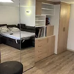 Meuble 2p 40 M2 Dans Avec Piscine A Vallauris, 4 Km De La Apartmán *